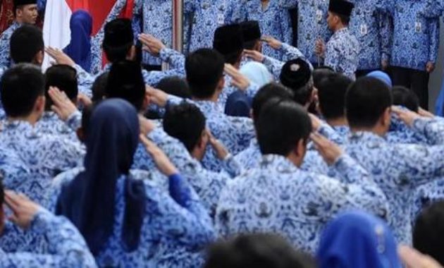 Tradisi Tunjangan Hari Raya di Indonesia