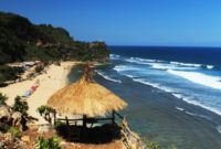 UMR Dan UMK Gunungkidul Terbaru - Objek wisata gunung kidul yang pertama adalah pantai Pok Tunggal