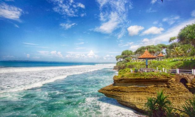 Perkembangan UMR UMK Pangandaran Terbaru - Wisata Pantai Batu Hiu Kabupaten Pangandaran By Pergidulu